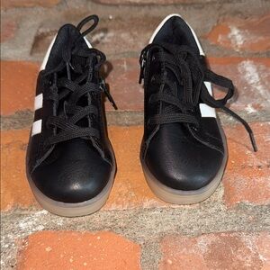 Link Kids Black and White Sneakers